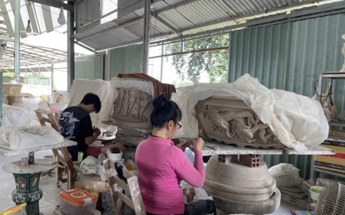 Khám Phá Sản Phẩm Gốm Sứ Độc Đáo Tại Gốm Hoàng